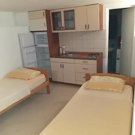 Mirela Apartment